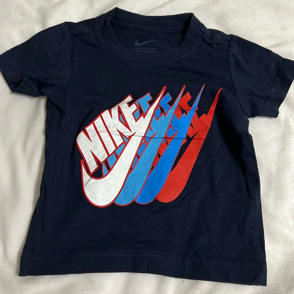 Nike 2T shirt